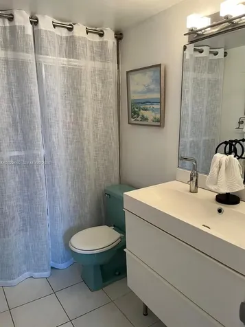 211 S Ocean Drive Hollywood FL 33019