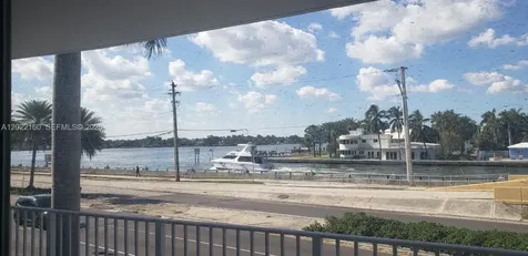 211 S Ocean Drive Hollywood FL 33019
