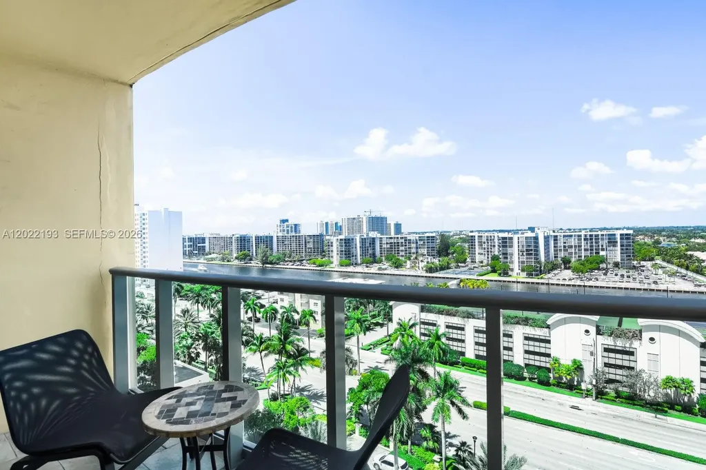 2501 S Ocean Drive Hollywood FL 33019