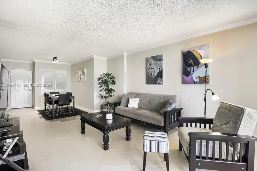 2501 S Ocean Drive Hollywood FL 33019
