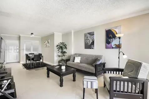 2501 S Ocean Drive Hollywood FL 33019