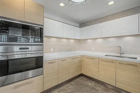 17111 Biscayne Boulevard North Miami Beach FL 33160
