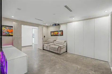 17111 Biscayne Boulevard North Miami Beach FL 33160