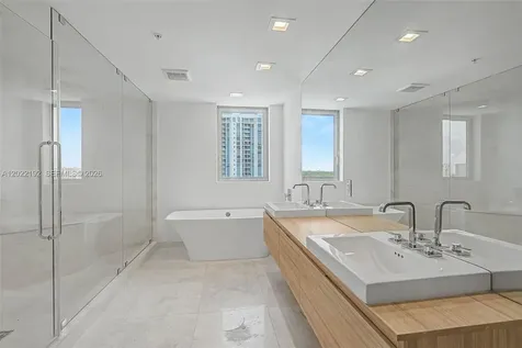 17111 Biscayne Boulevard North Miami Beach FL 33160