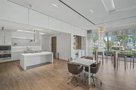 17111 Biscayne Boulevard North Miami Beach FL 33160