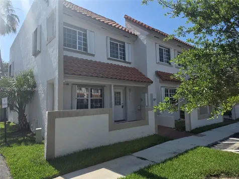 9521 NW 42nd Street Sunrise FL 33351