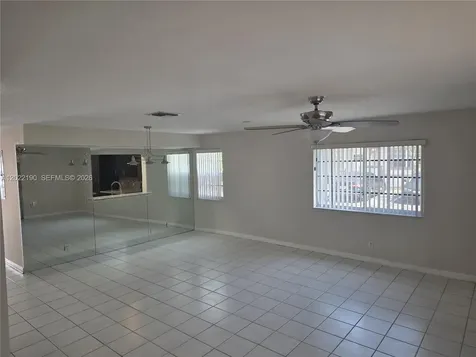 9521 NW 42nd Street Sunrise FL 33351