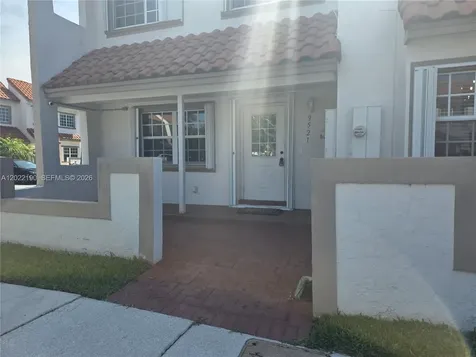 9521 NW 42nd Street Sunrise FL 33351