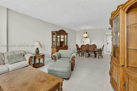 1817 S Ocean Drive Hallandale Beach FL 33009
