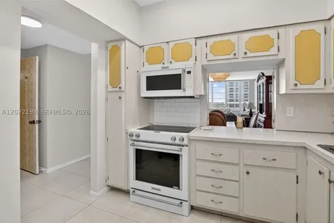 1817 S Ocean Drive Hallandale Beach FL 33009