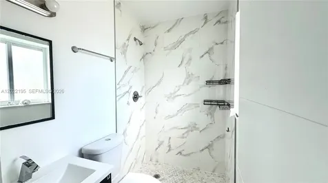 660 Lenox Avenue Miami Beach FL 33139