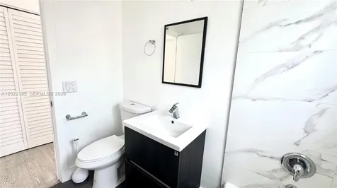 660 Lenox Avenue Miami Beach FL 33139