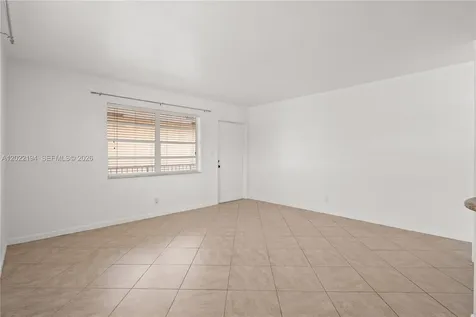 4051 NE 13th Avenue Oakland Park FL 33334