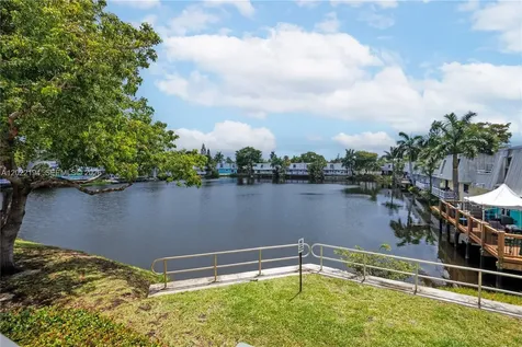 4051 NE 13th Avenue Oakland Park FL 33334