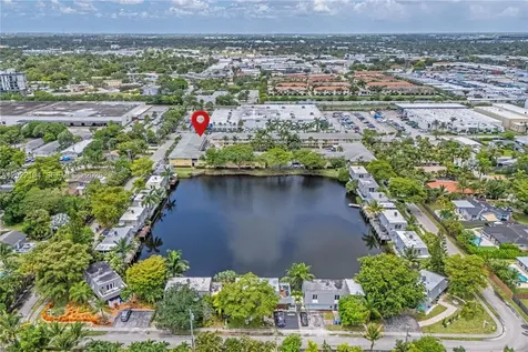 4051 NE 13th Avenue Oakland Park FL 33334