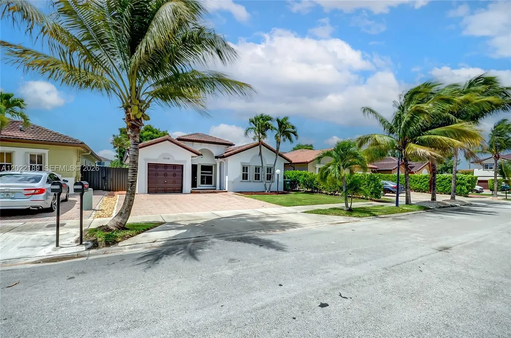 15548 SW 19th Lane Miami FL 33185