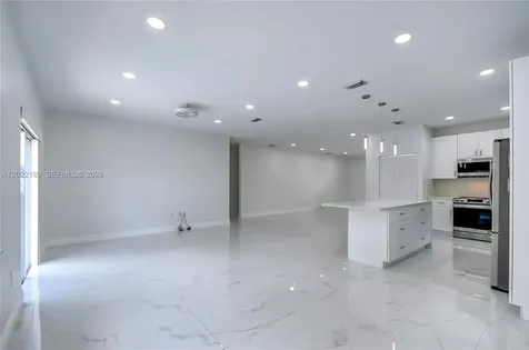 15548 SW 19th Lane Miami FL 33185