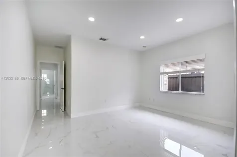 15548 SW 19th Lane Miami FL 33185