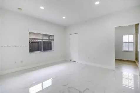 15548 SW 19th Lane Miami FL 33185