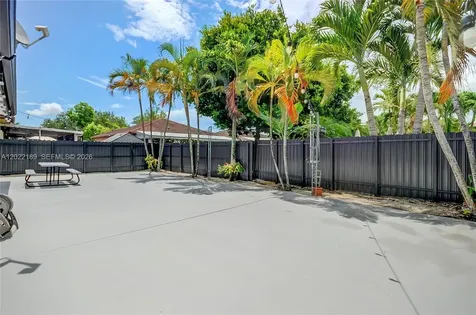 15548 SW 19th Lane Miami FL 33185