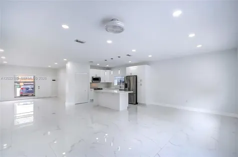 15548 SW 19th Lane Miami FL 33185