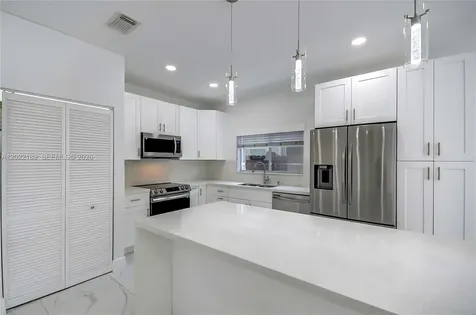 15548 SW 19th Lane Miami FL 33185