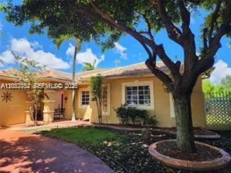 16441 NW 89th Court Miami Lakes FL 33018