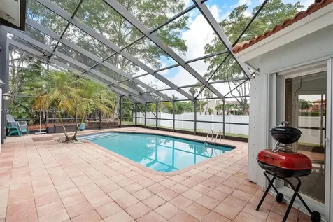 1001 SW 93rd Avenue Plantation FL 33324