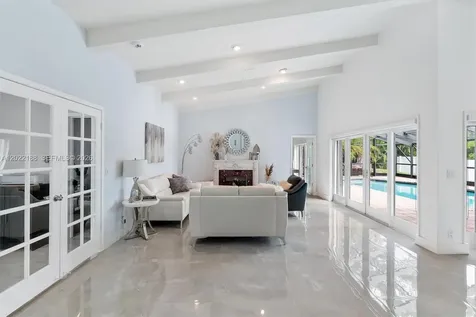 1001 SW 93rd Avenue Plantation FL 33324