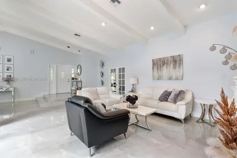 1001 SW 93rd Avenue Plantation FL 33324
