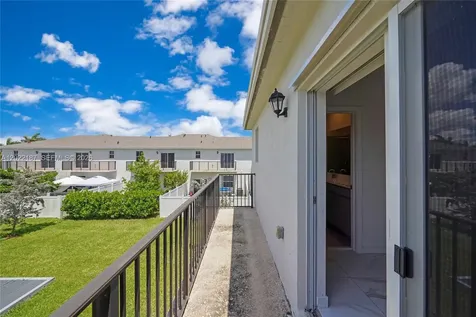 763 SE 17th Street Homestead FL 33034