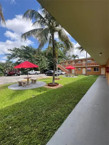 7155 W 14th Court Hialeah FL 33014