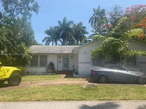1206 Tyler Street Hollywood FL 33019