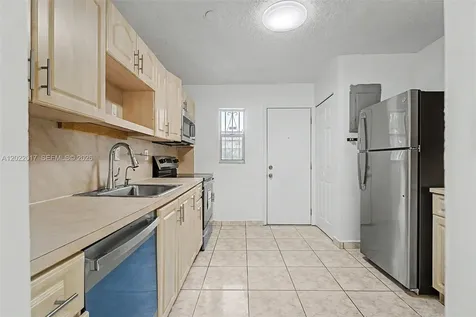 1950 W 54th Street Hialeah FL 33012