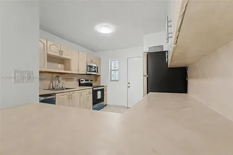 1950 W 54th Street Hialeah FL 33012