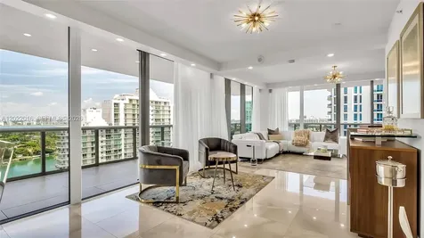 5875 Collins Avenue Miami Beach FL 33140