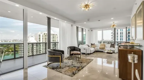 5875 Collins Avenue Miami Beach FL 33140