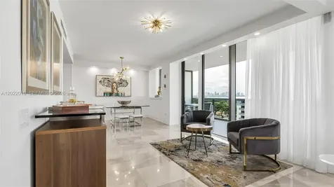 5875 Collins Avenue Miami Beach FL 33140