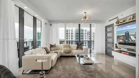 5875 Collins Avenue Miami Beach FL 33140