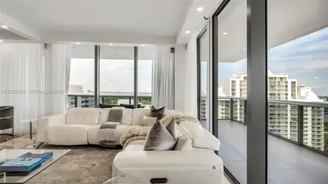 5875 Collins Avenue Miami Beach FL 33140
