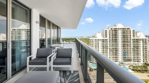 5875 Collins Avenue Miami Beach FL 33140