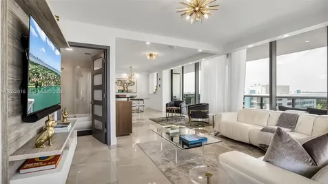 5875 Collins Avenue Miami Beach FL 33140