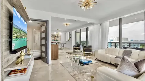 5875 Collins Avenue Miami Beach FL 33140