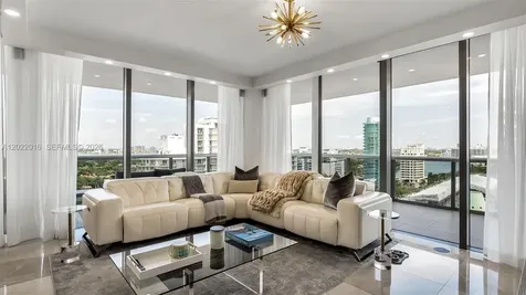 5875 Collins Avenue Miami Beach FL 33140