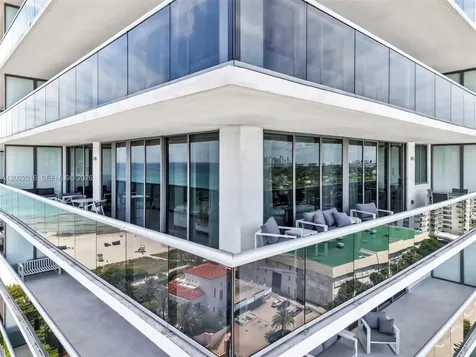 5875 Collins Avenue Miami Beach FL 33140