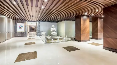 5875 Collins Avenue Miami Beach FL 33140