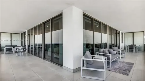 5875 Collins Avenue Miami Beach FL 33140