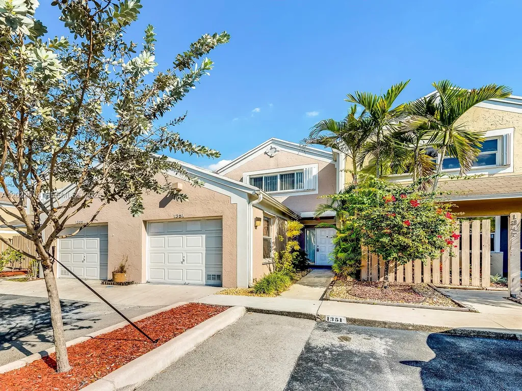 1351 NW 124th Avenue Pembroke Pines FL 33026