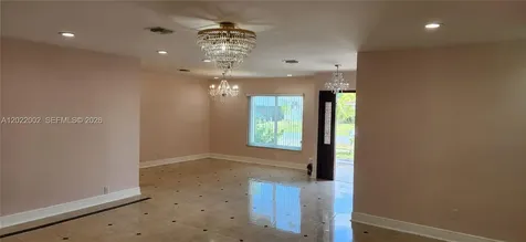 5260 SW 9th Street Plantation FL 33317