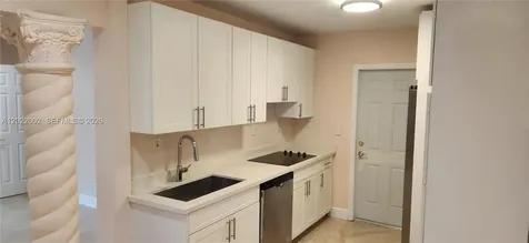 5260 SW 9th Street Plantation FL 33317